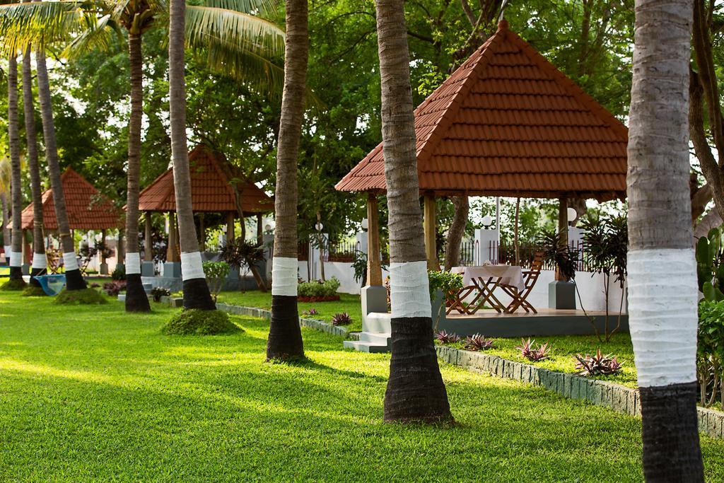 Great Trails Riverview Thanjavur By Grt Hotels Bagian luar foto
